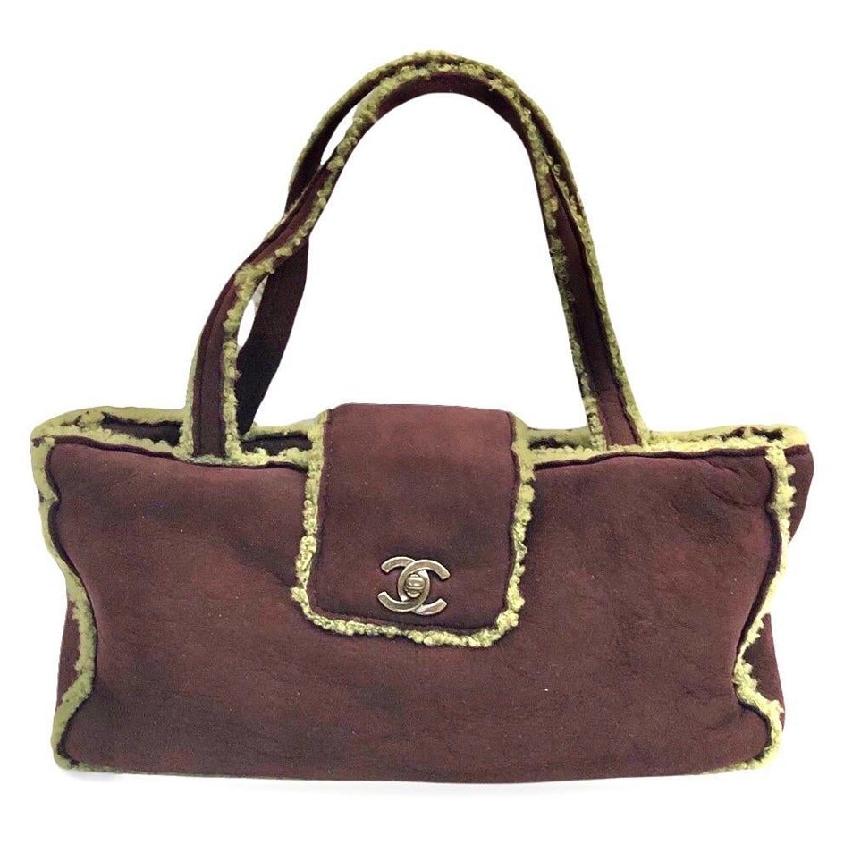 Chanel Burgundy  Suede Shearling Trim CC Turnlock Shoulder Handbag For Sale