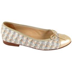 Chanel Tweed Flats - US 6 - 36 - Gold Leather CC Bow Ballet Multicolor Shoes