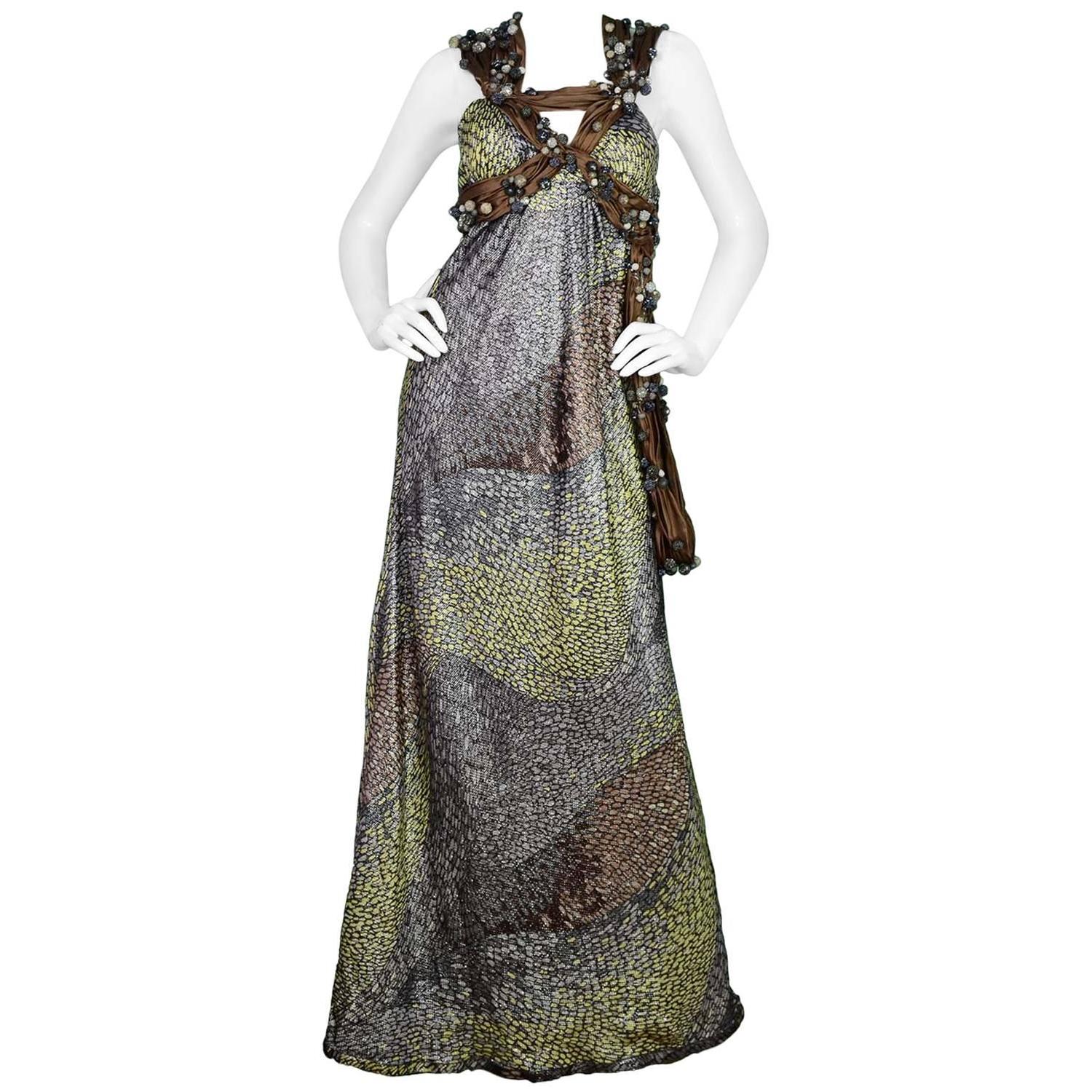Related Searches Shop PromGirl for one shoulder gold metallic dresses by Jump. Short one sleeve cocktail dresses and metallic homecoming dresses in gold. This is a sale item and may be returned for store credit only! DESCRIPTION; Get The PromGirl Newsletter. Get special offers and updates via our weekly newsletter sent right to your inbox. Email Sign Up!