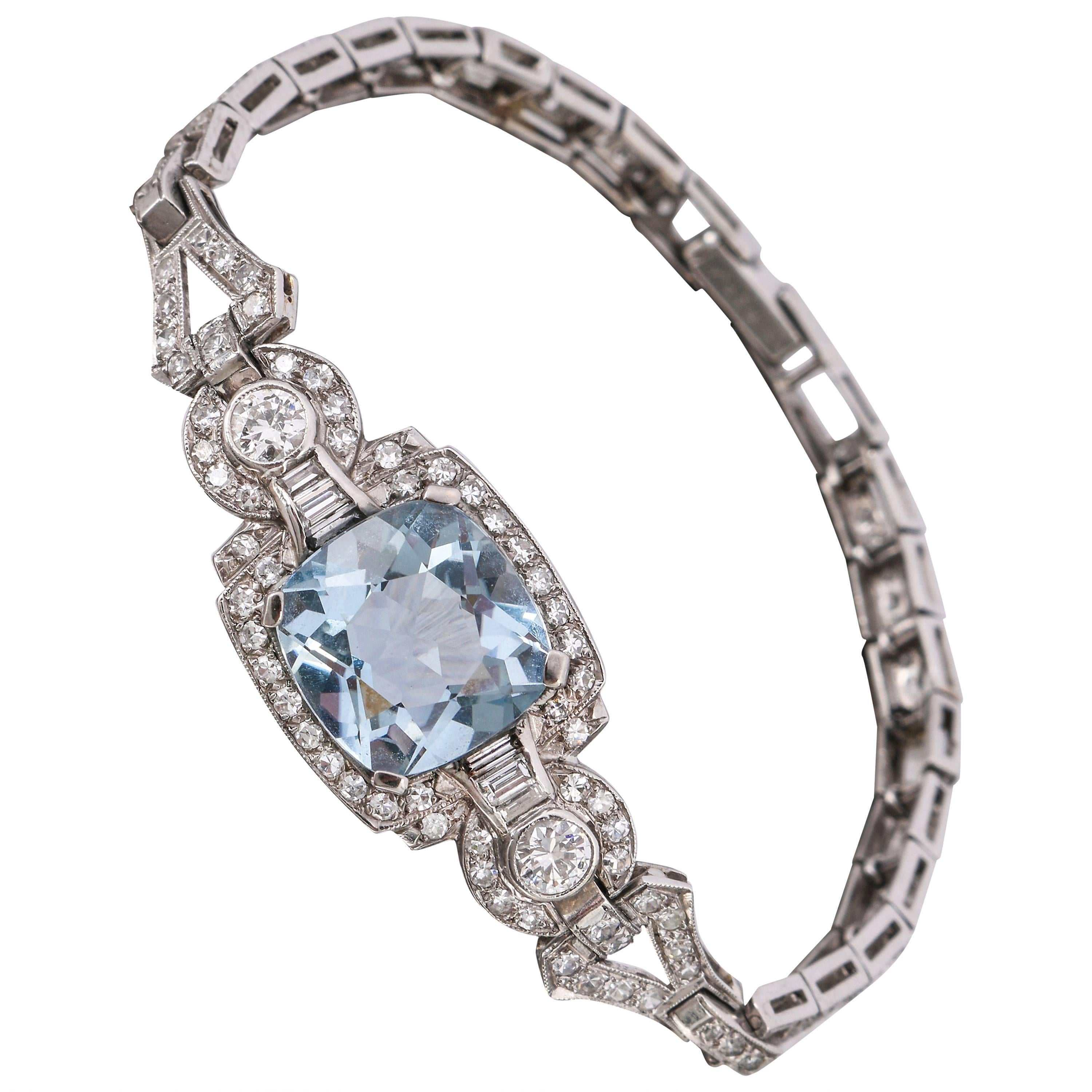 Art Deco Aquamarine Diamond Platinum Filigree Link Bracelet For Sale