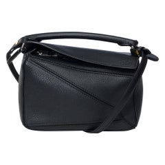 Used Very Chic Loewe Puzzle Mini 2 WAY handbag in black leather, SHW