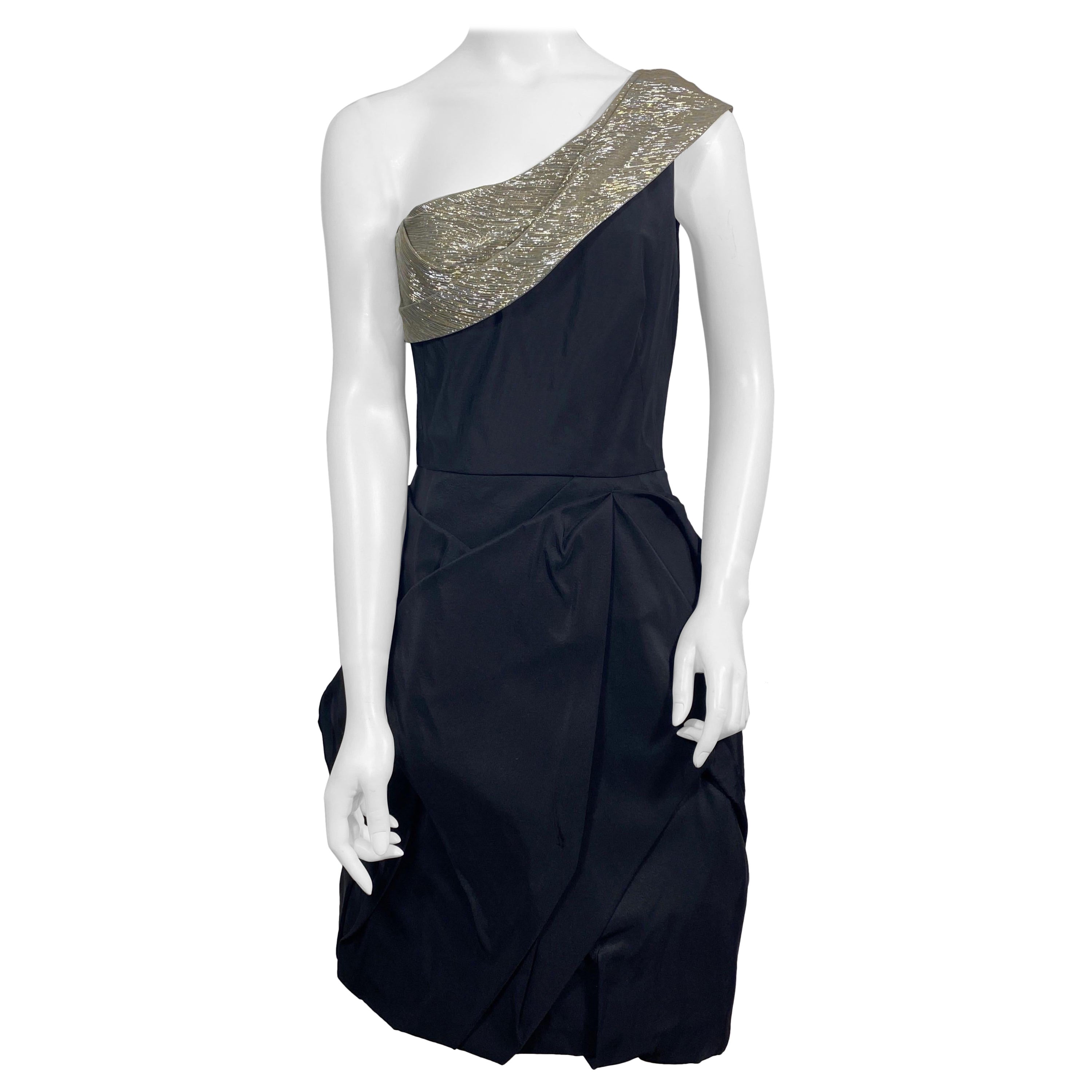 Oscar de la Renta Runway Black Taffeta One shoulder Dress-Pre Fall 2009-Size 10 For Sale