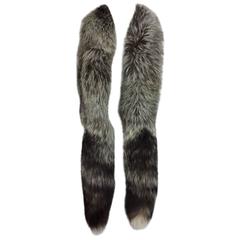 Vintage SIlver fox fur long scarf with tails OS 1960s