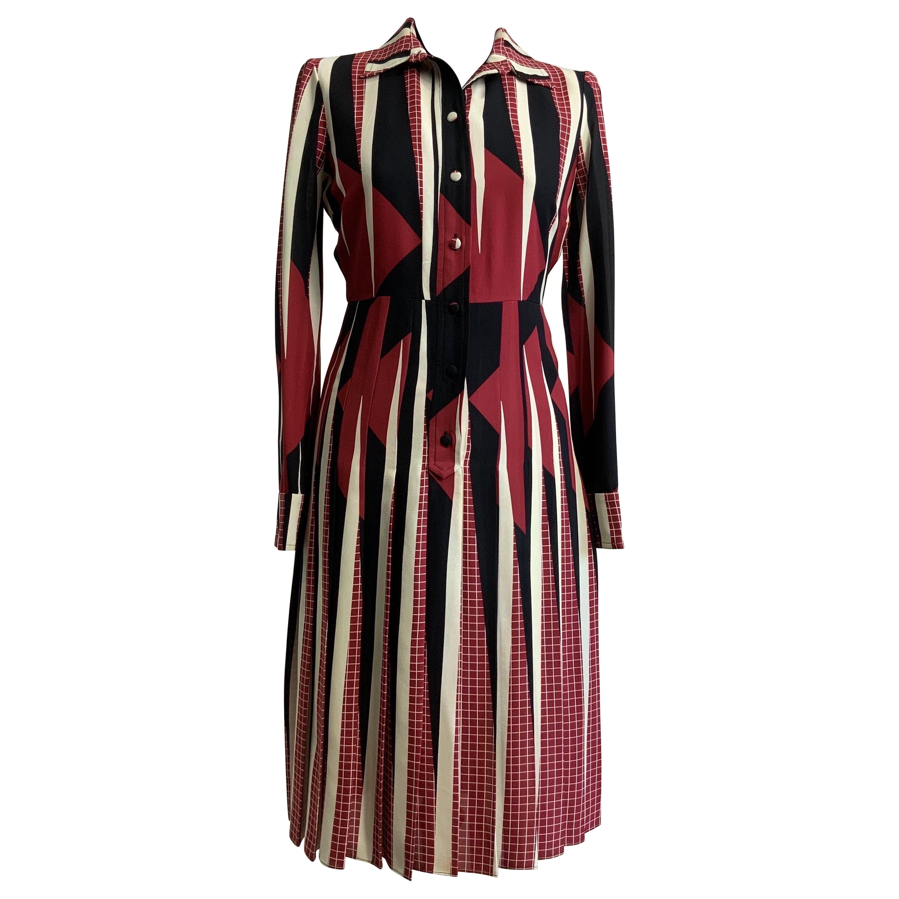 Gucci Pre Fall 2017 silk bordeaux geometric pattern A-Line Dress For Sale