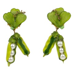 Cilea Paris Resin Clip Earrings Green Pea