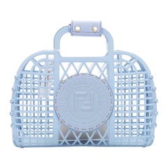 FENDI, sac panier picnic Vitello Liberty bleu mat en plastique recyclé