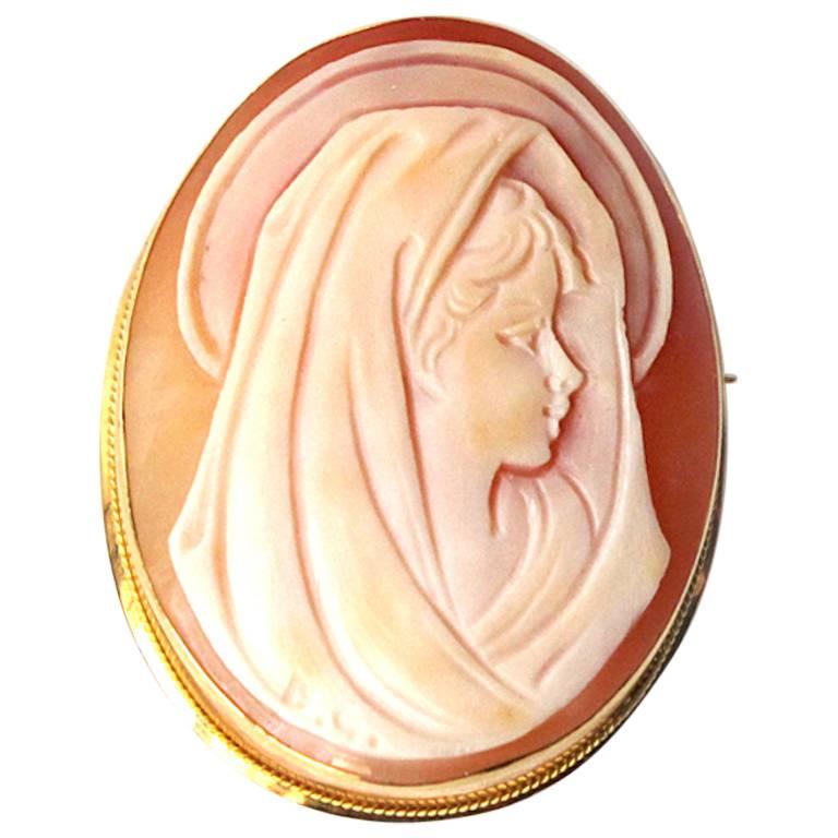 1960's Italian Madonna Cameo Pin For Sale