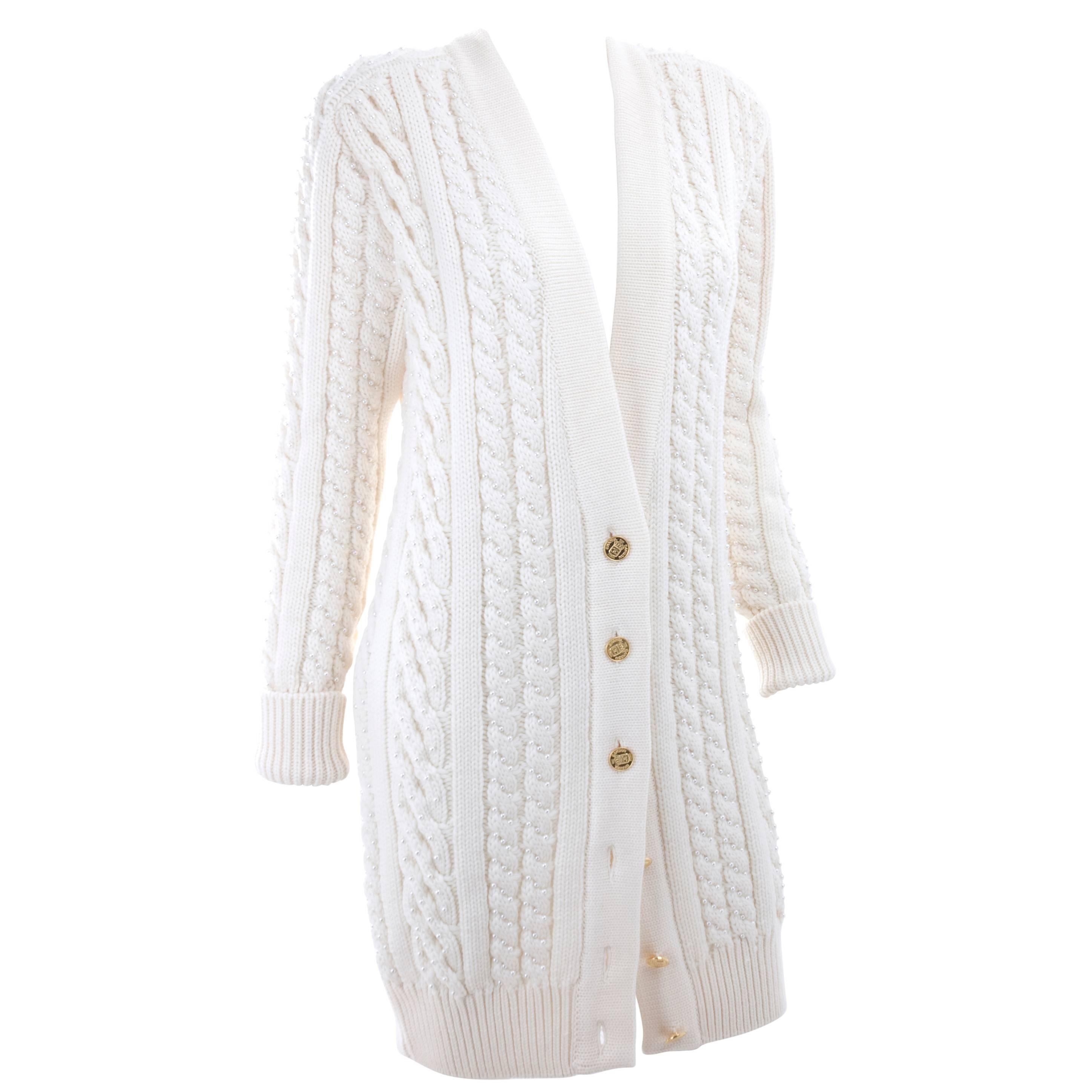 Vintage CHANEL Pearl Encrusted Cable Knit Cardigan in Creme sz.Large For Sale