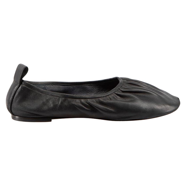 Celine Black Leather Gathered Flats Size IT 36 For Sale