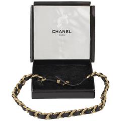 CHANEL Vintage Gold metal & Black Leather INTERWOVEN CHAIN BELT Size 70/28