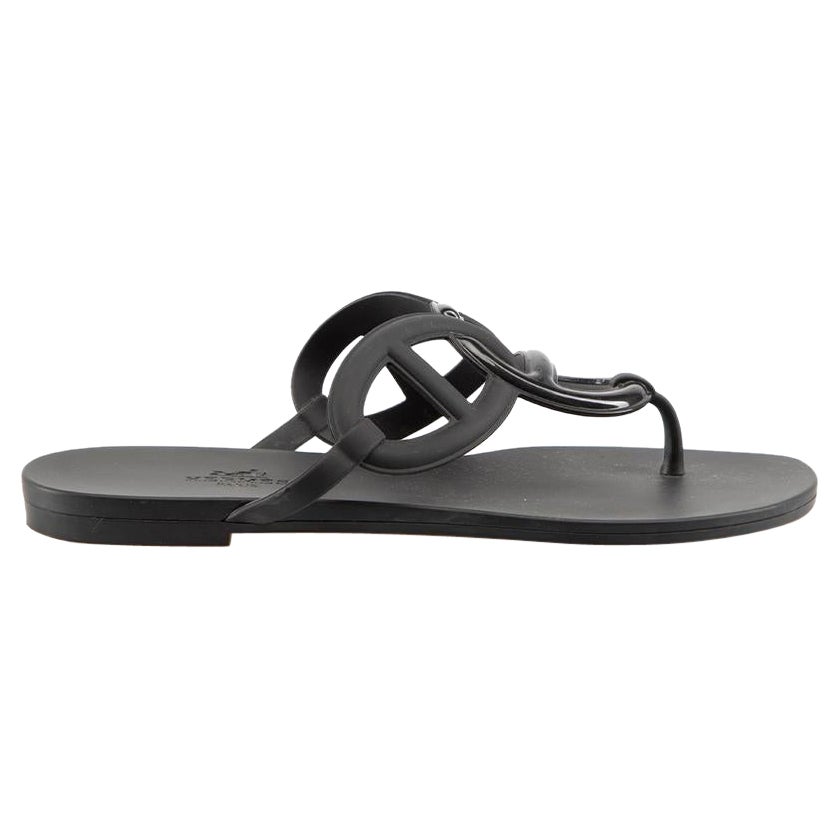 Hermès Black Egerie Jelly Sandals Size EU 37 en vente