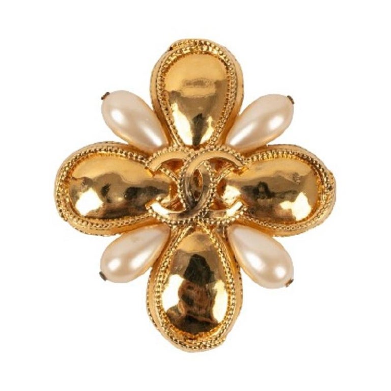 Chanel Golden Metal Cross Brooch, 1997 For Sale