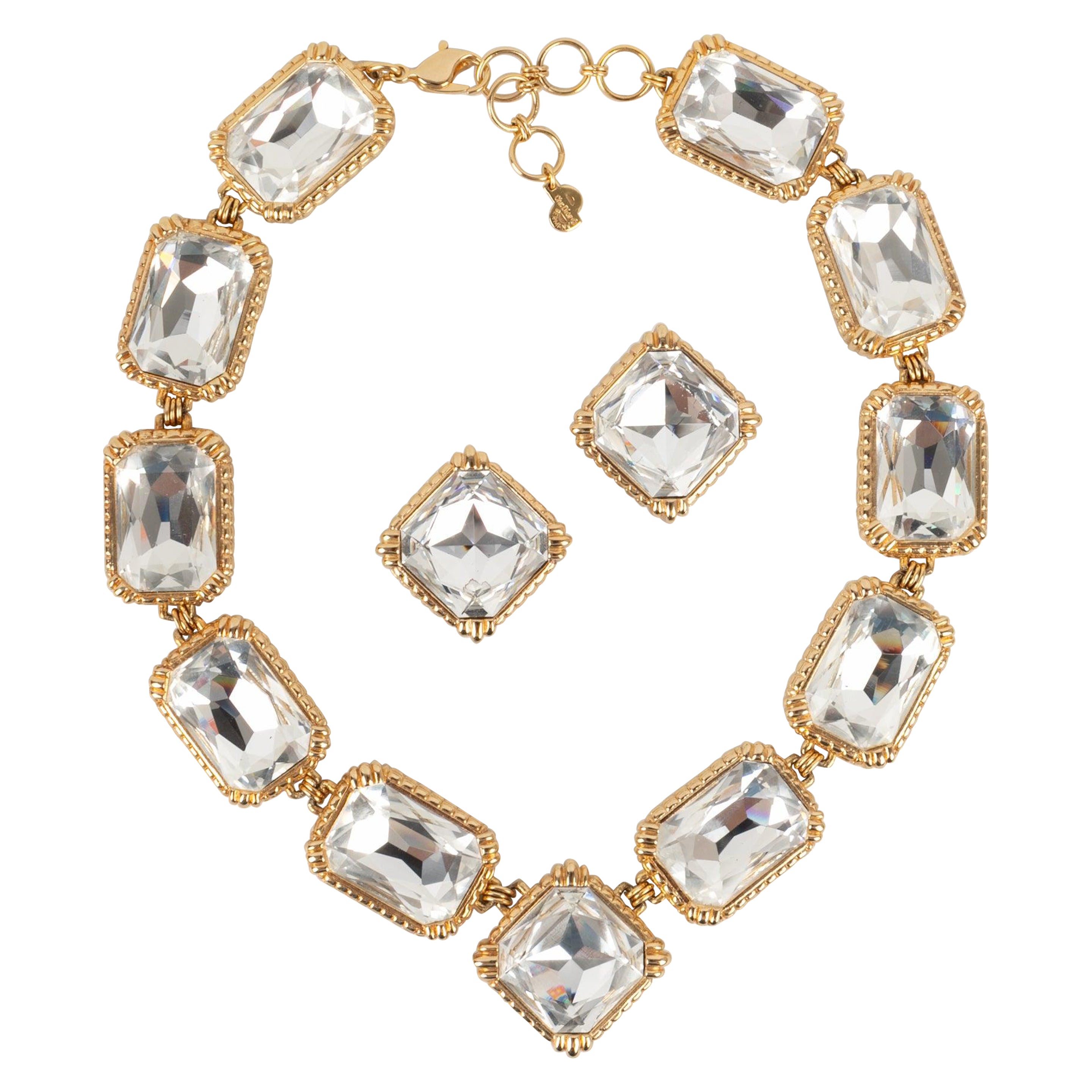 Christian Dior Jewelry Zusammengesetzt aus goldener Metallhalskette und Ohrclips im Angebot