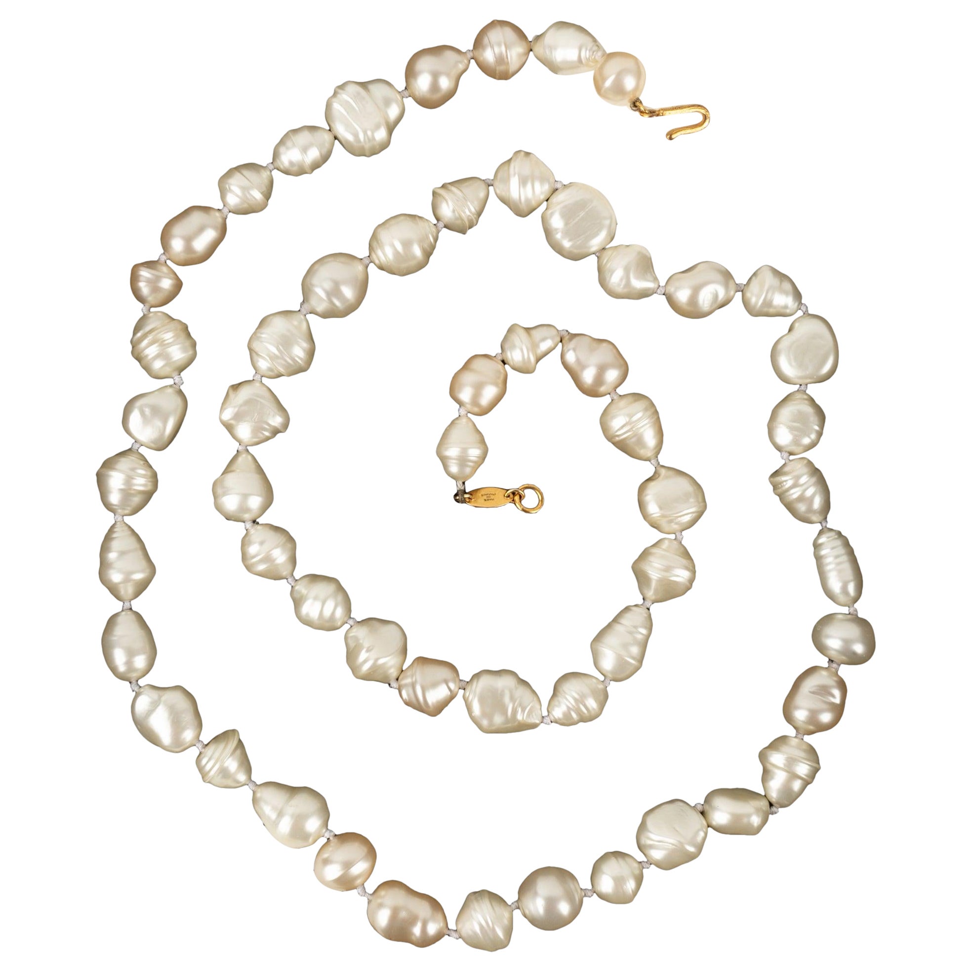 Chanel Costume Pearl Necklace / Sautoir, 1984