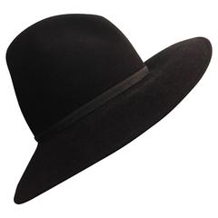 Vintage 1980s Patricia Underwood Black Wool Felt Hat w Striking Creased Crown