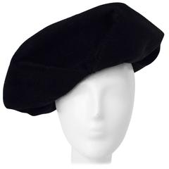 Vintage 30s Hattie Carnegie Black Fur Felt Beret Style Hat