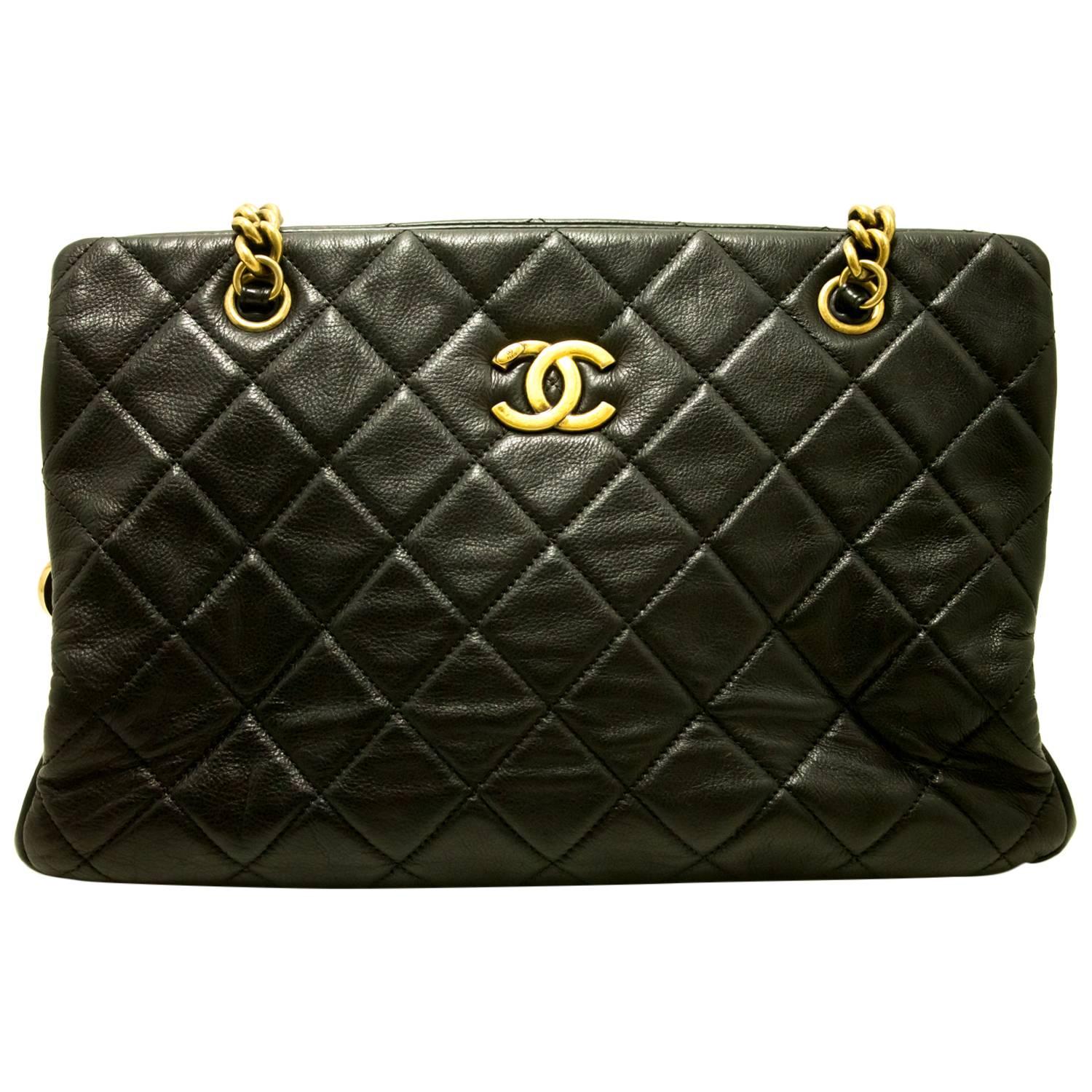 Authentic CHANEL Calfskin 2012 Antique Gold Chain Shoulder Bag Black Quilted f17