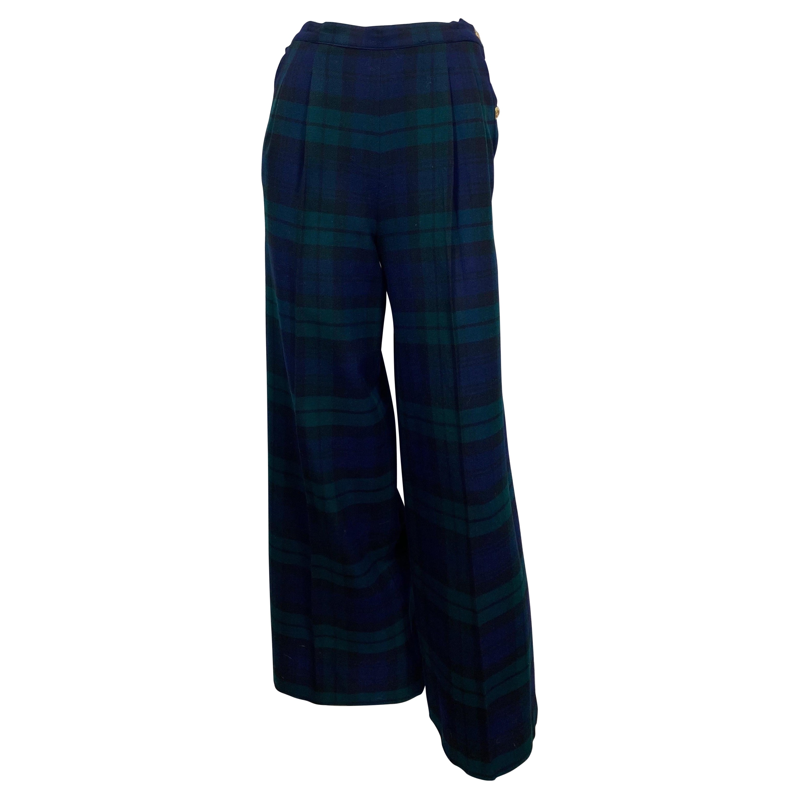 Chanel Mid 1980’s Navy and Green Plaid Double Pleated Wool Pants-Size 36 For Sale