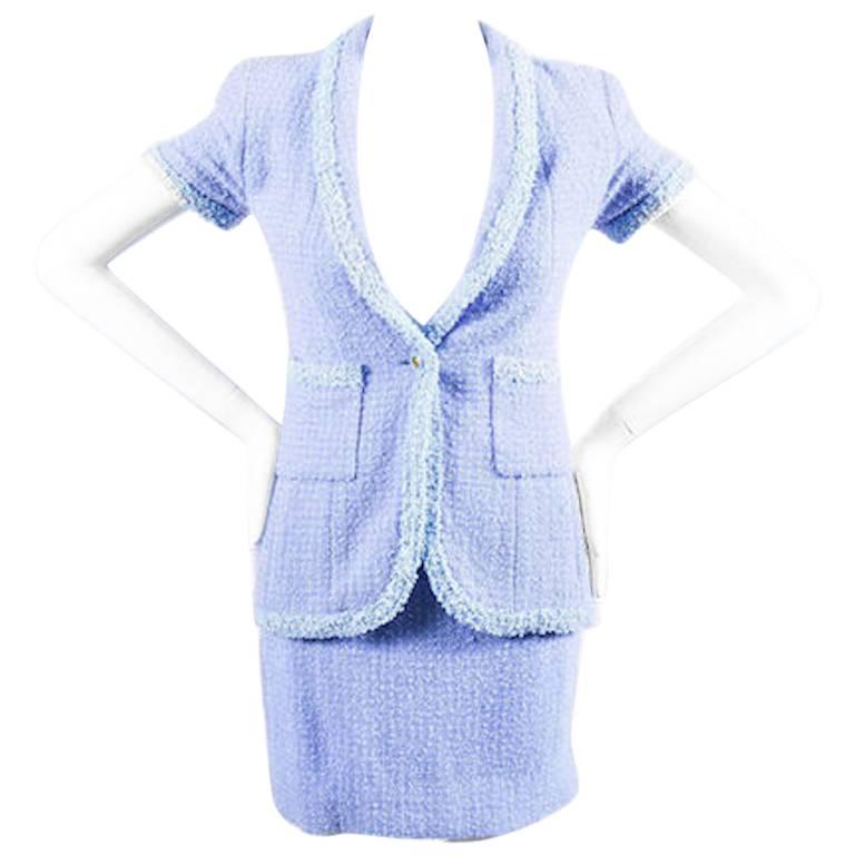 Chanel Boutique 95P Periwinkle Metallic Tweed Sequin Trim SS Skirt Suit Size 38 For Sale