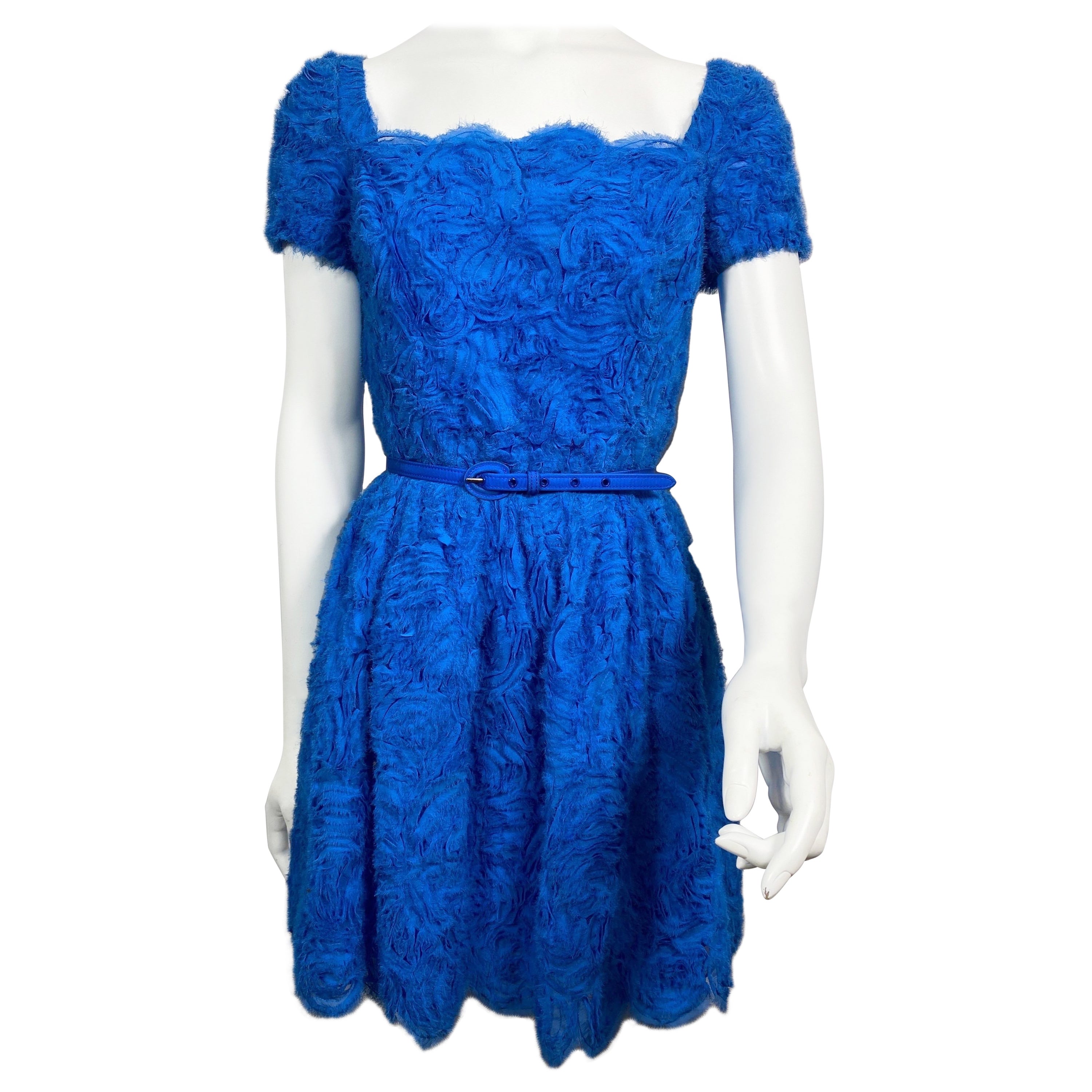 Oscar de La Renta Runway Resort 2013 Royal Blue Chiffon Rosette Dress-Size 4 For Sale