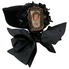 Vintage 1940s Irina Roublon Couture Avant Garde Velvet Hat w Needlepoint Portrait 