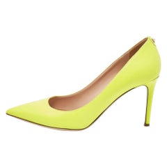 Valentino Green Leather Pointed Toe Pumps Size 40