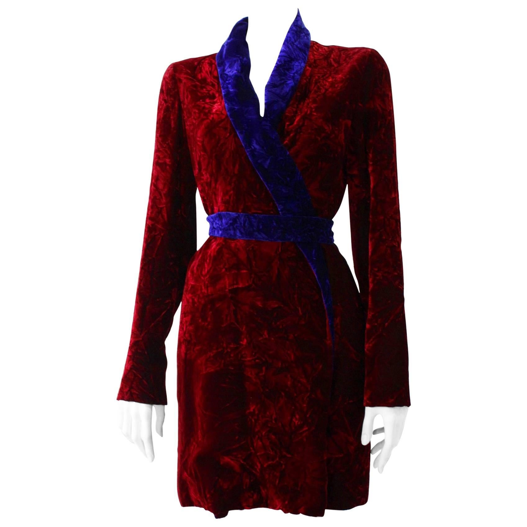 Istante By Gianni Versace Crushed Velvet Evening Coat Fall/Winter 1997 For Sale