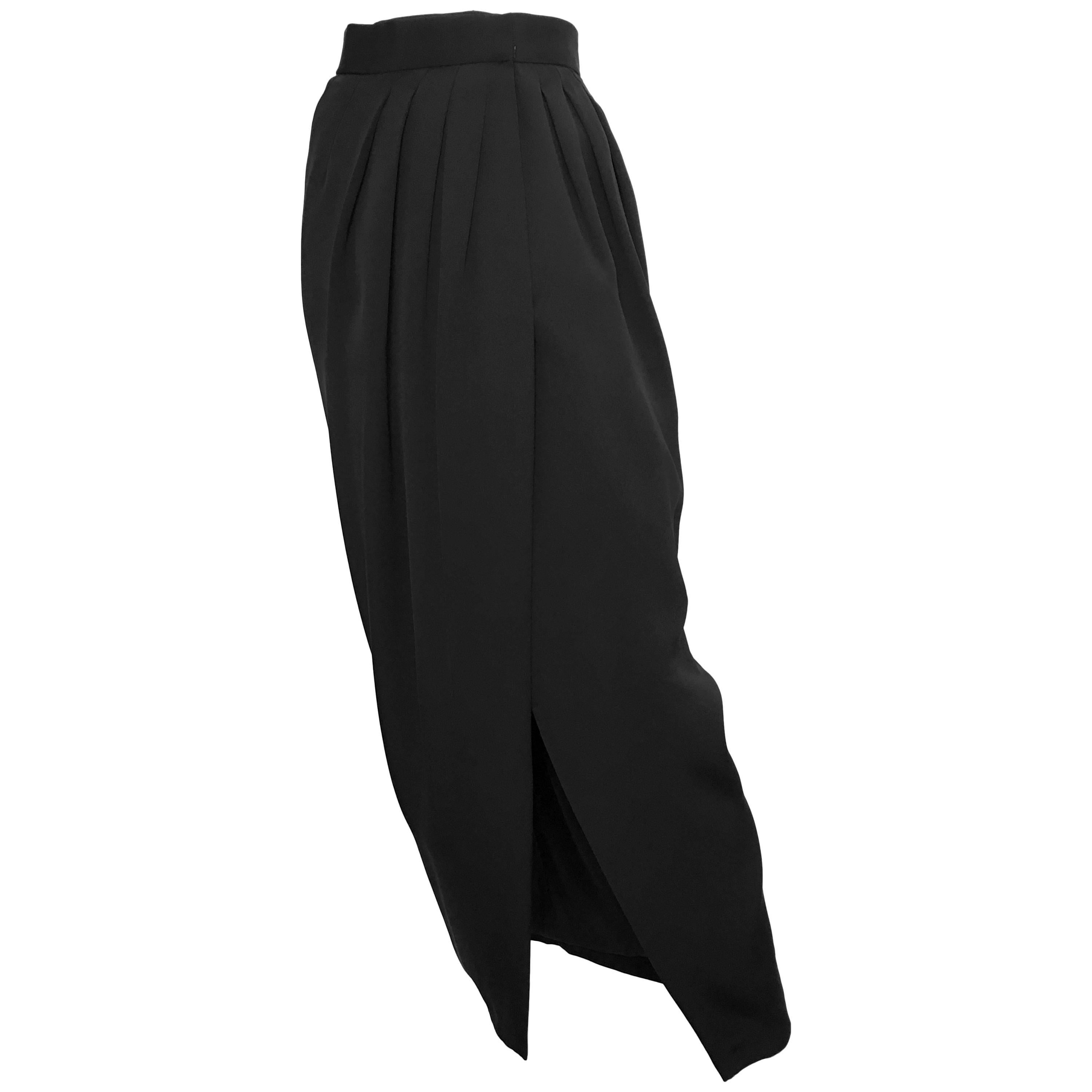 Carolyne Roehm Black Long Evening Wrap Skirt Size 4. For Sale
