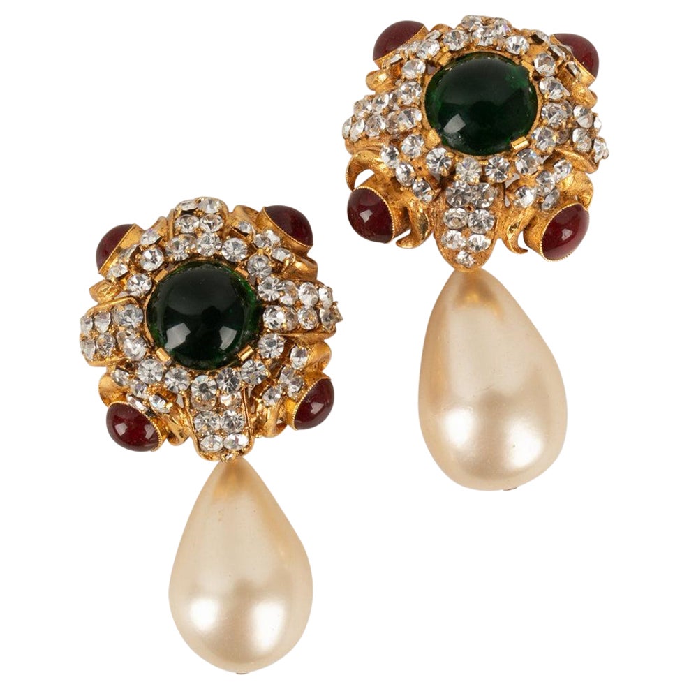 Chanel Golden Metal Earrings with Swarovski Rhinestones For Sale