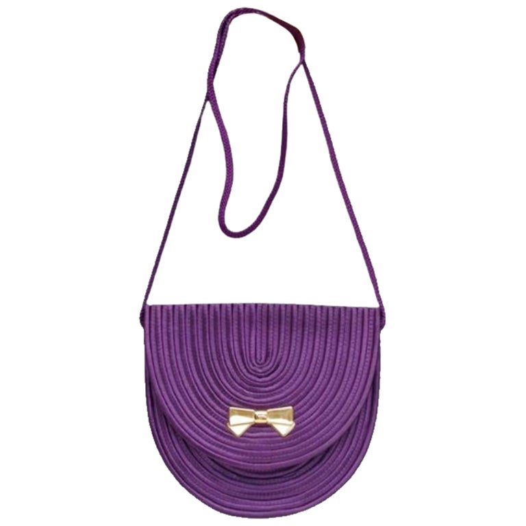 Petite pochette en passementerie violette de Nina Ricci en vente