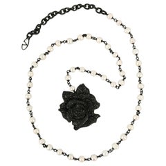 Retro Valentino Pink Necklace in Black Enameled Metal