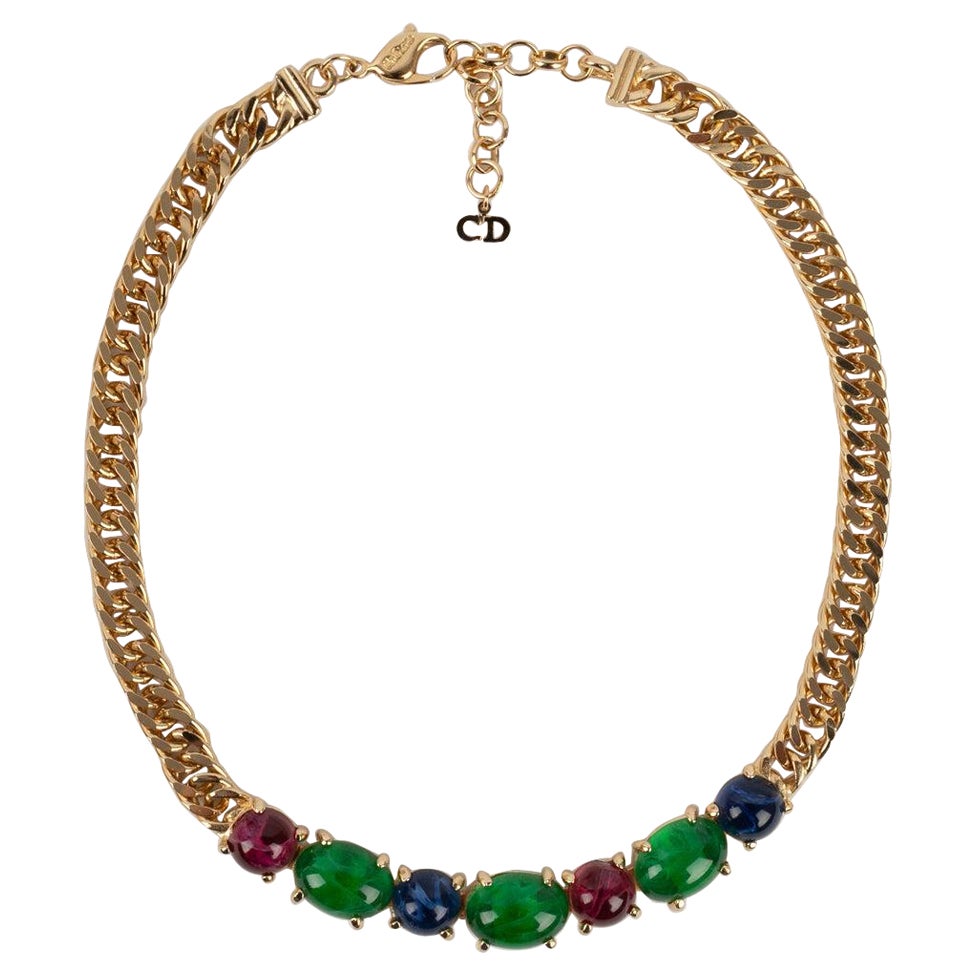 Kurze Dior-Halskette aus vergoldetem Metall mit farbigem Harz im Angebot