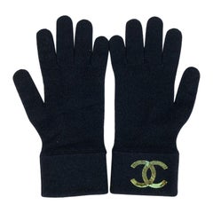 Chanel Schwarze Handschuhe mit CC-Logo und schwarzem Deckel
