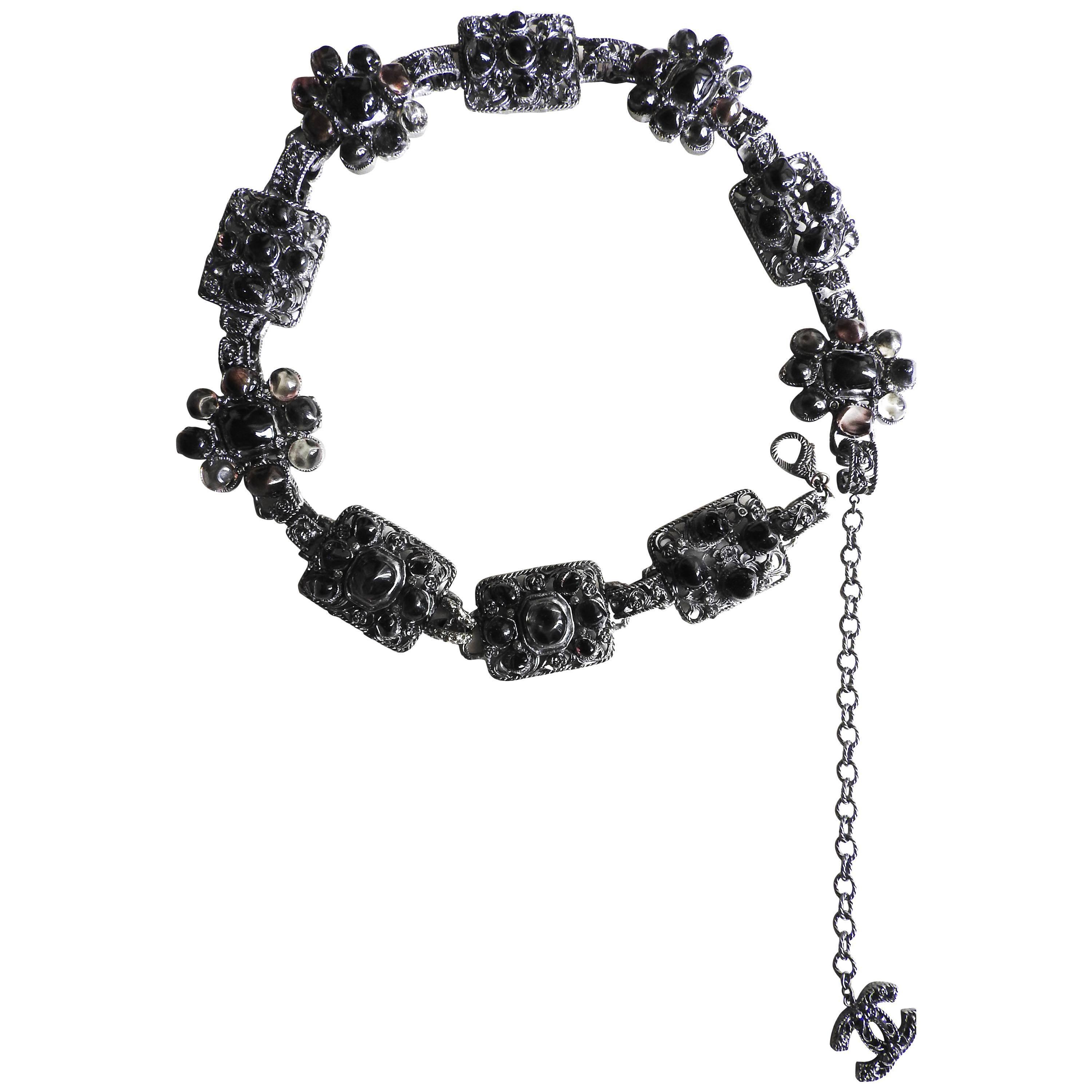 CHANEL ✿*ﾟGRANDEUR Chunky SEE THROUGH Gripoix Poured Glass Flower Necklace Belt For Sale