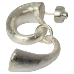 Boucle d'oreille avec pendentif en corne (MA)