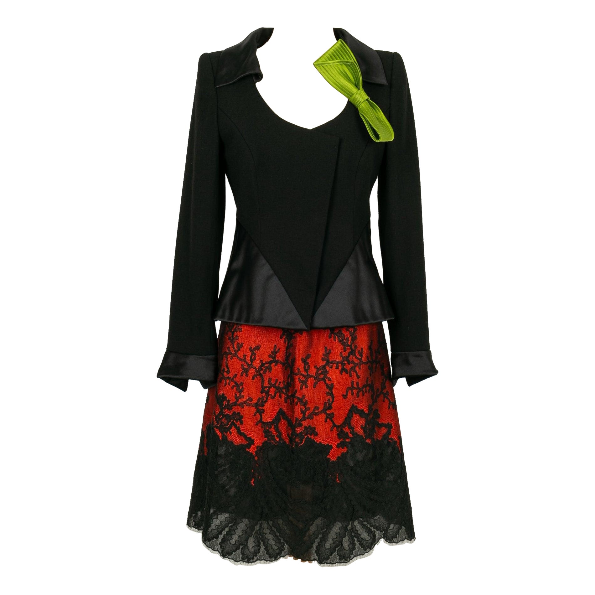 Christian Lacroix Set Haute Couture composto da giacca nera e spilla in vendita