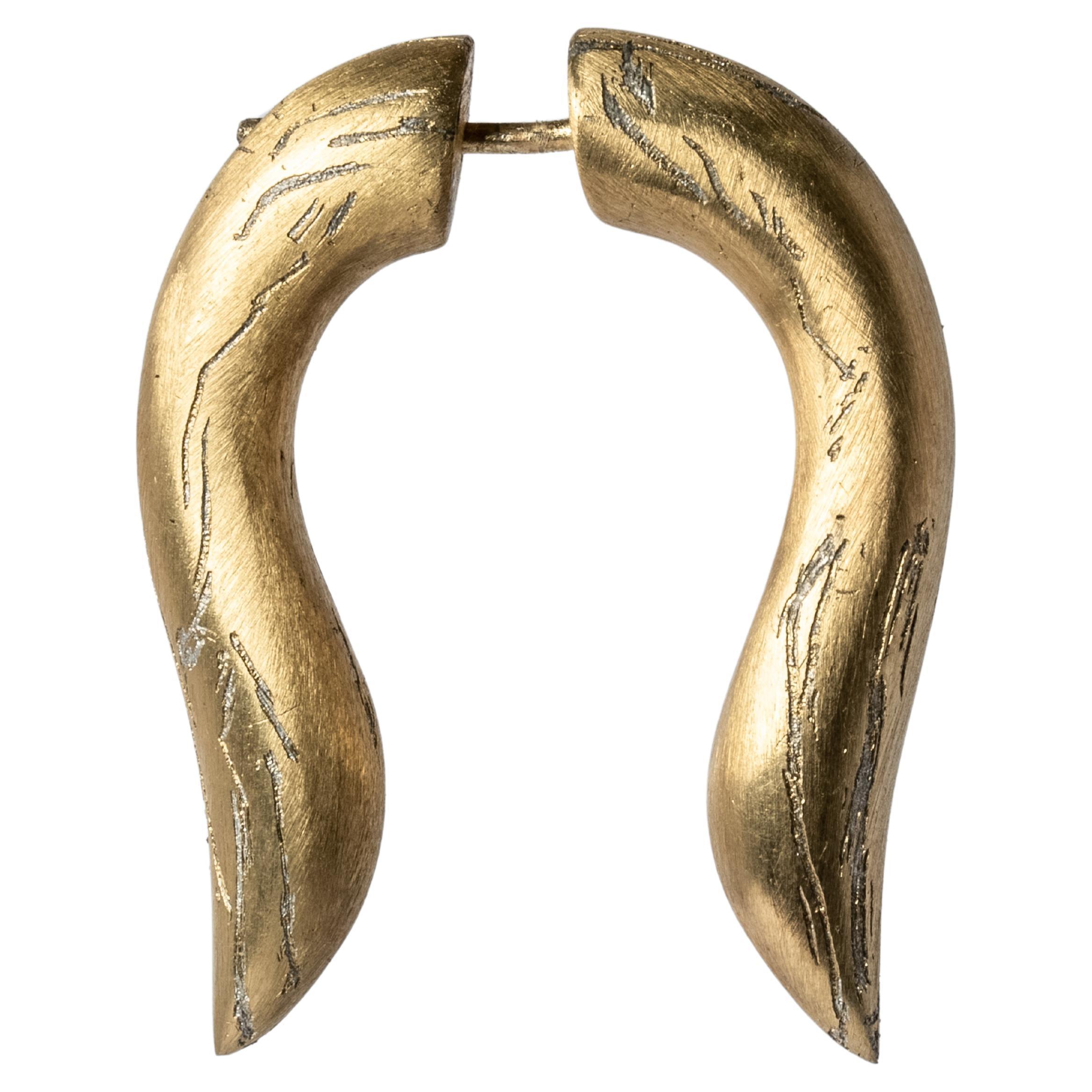 Hathor Earring (AGA) For Sale