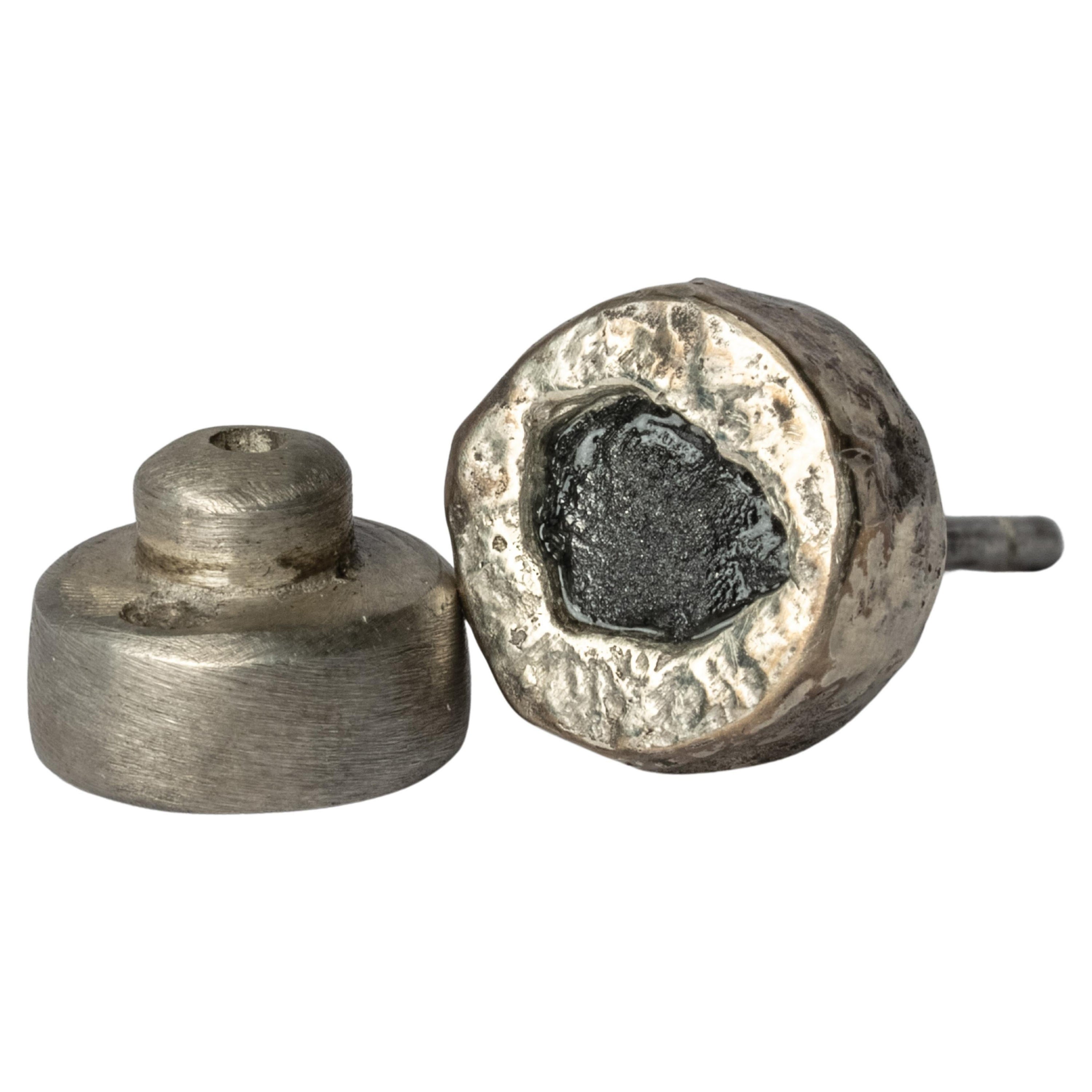 Tiny Stud Earring (Fuse, 0.1 CT, Black Diamond Fragment, DA10KW+KFRDIA) For Sale