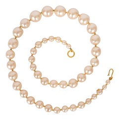 Vintage Chanel Necklace in Costume Pearly Beads and Gold-Plated Metal, 1990s
