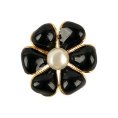 Chanel Camellia Brooch in Gold-Plated Metal and Black Glass Paste, 1995