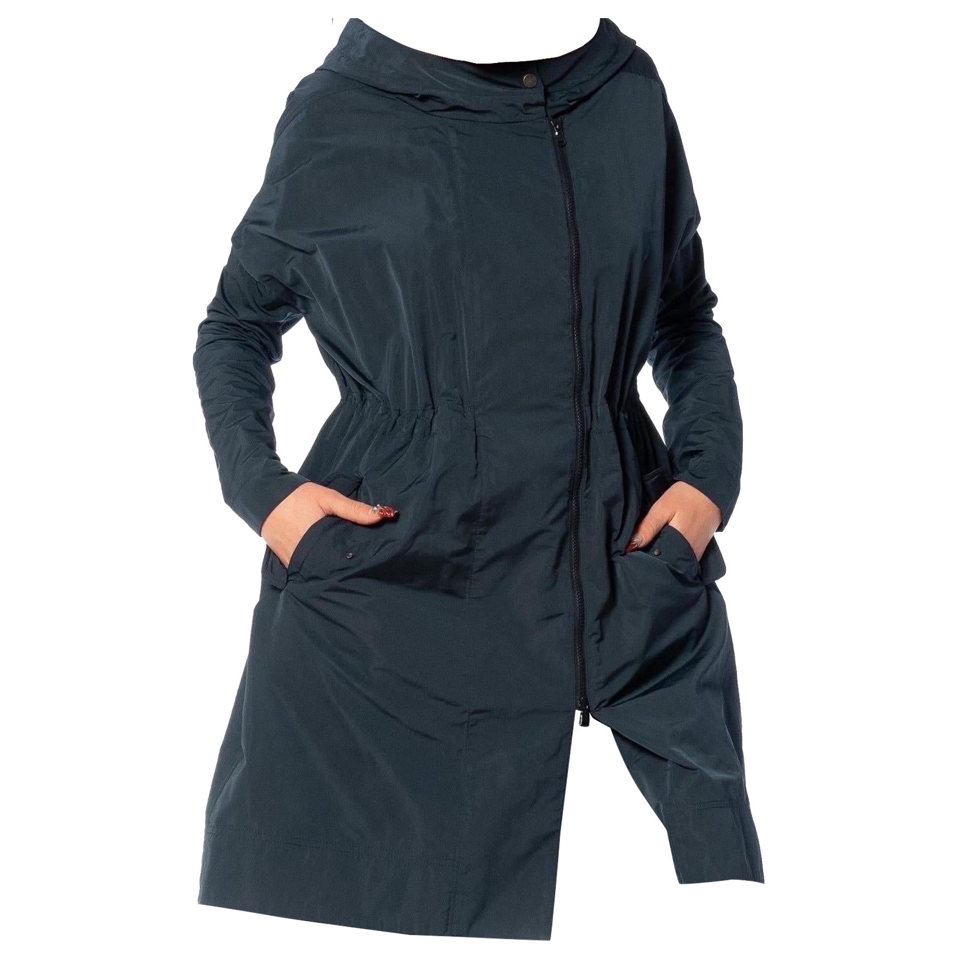 2000S BRUNELLO CUCINELLI Navy Blue Poly & Silk Rain Jacket With Elastic Waist For Sale