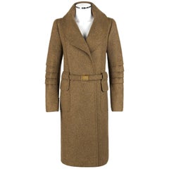 Manteau portefeuille Oscar De La Renta en cachemire marron clair avec boucle, taille 12, automne-hiver 2008