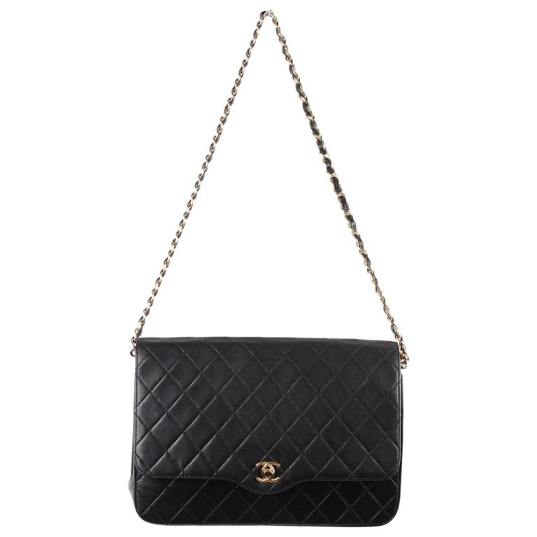 CHANEL Vintage 80s Black QUILTED Leather Classic Flap SHOULDER BAG at  1stDibs  chanel 80s bag, 80s shoulder bag, chanel vintage black quilted  leather shoulder bag