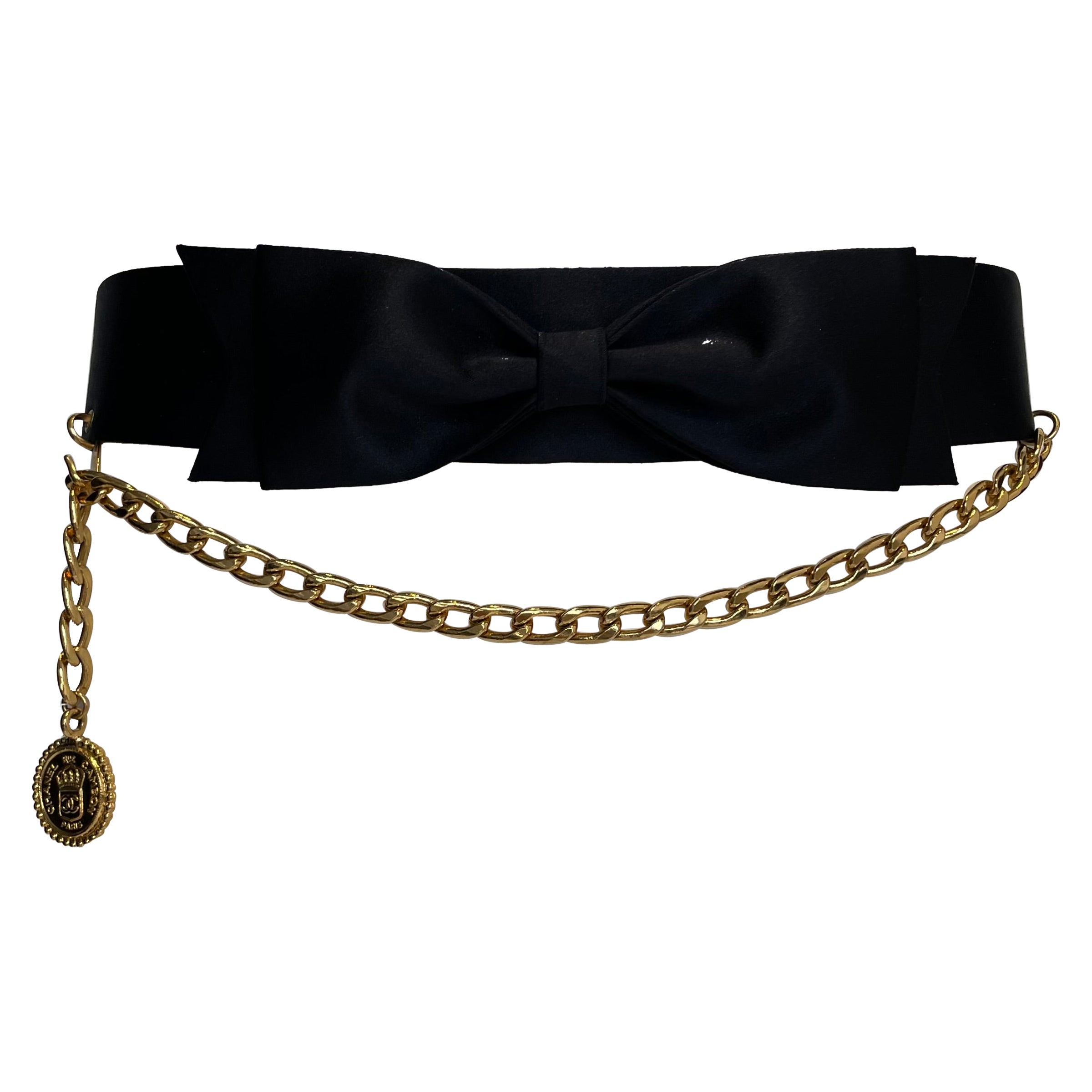 Chanel By Lagerfeld Silk Bow-Embellished Chainlink Coin Charm Waist Belt, FW1995 For Sale