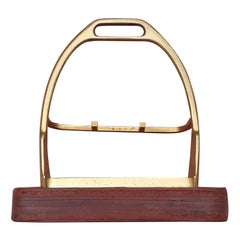 Retro Exceptional Hermès Pipe Holder Stirrup Shaped in Brass and Leather Texas