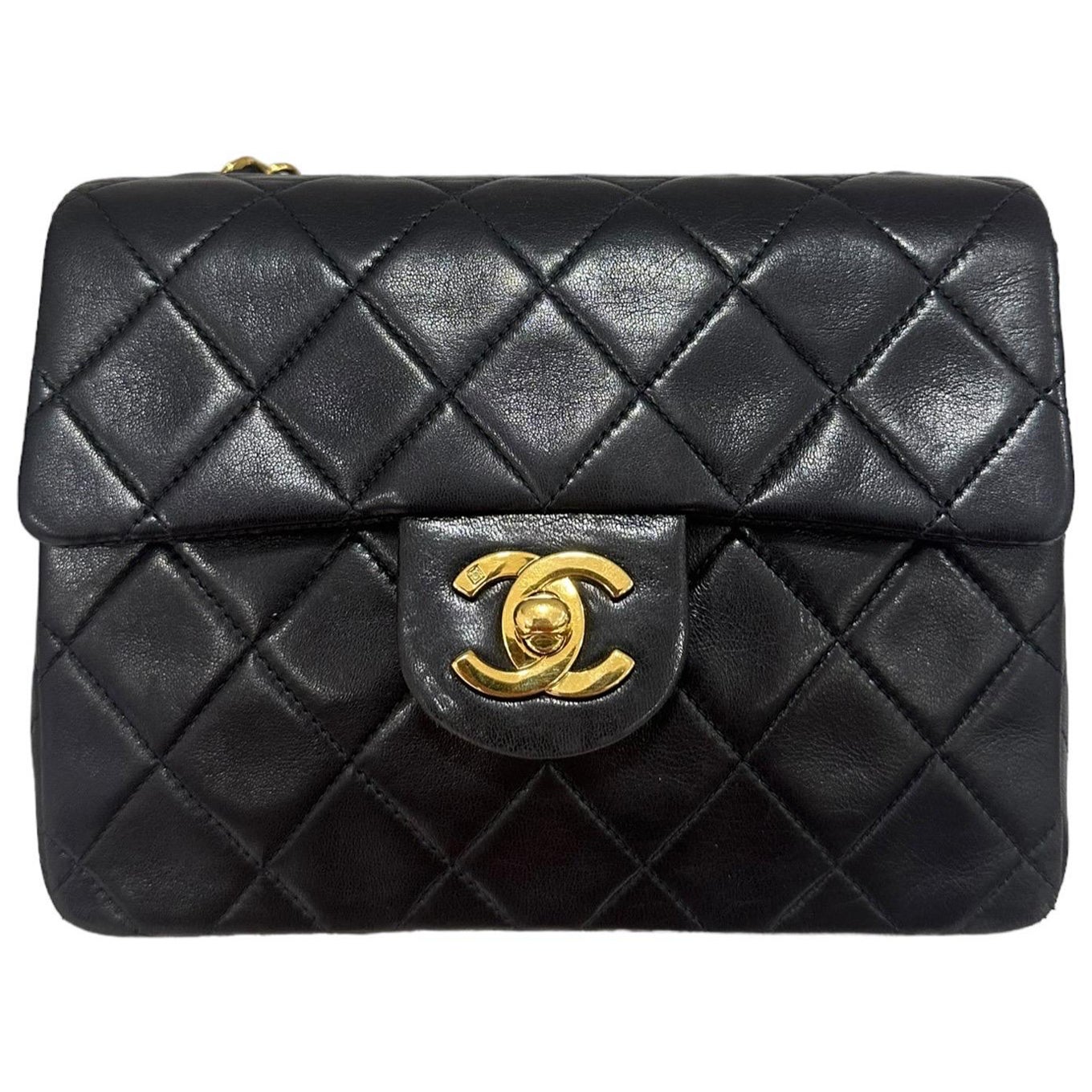 96' Chanel Timeless Mini Flap Vintage Pelle Liscia Testa di Moro en vente