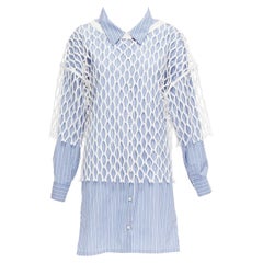 DRIES VAN NOTEN Hemdkleid aus weißer und blauer Baumwolle mit Fischnetzmuster FR34 XS