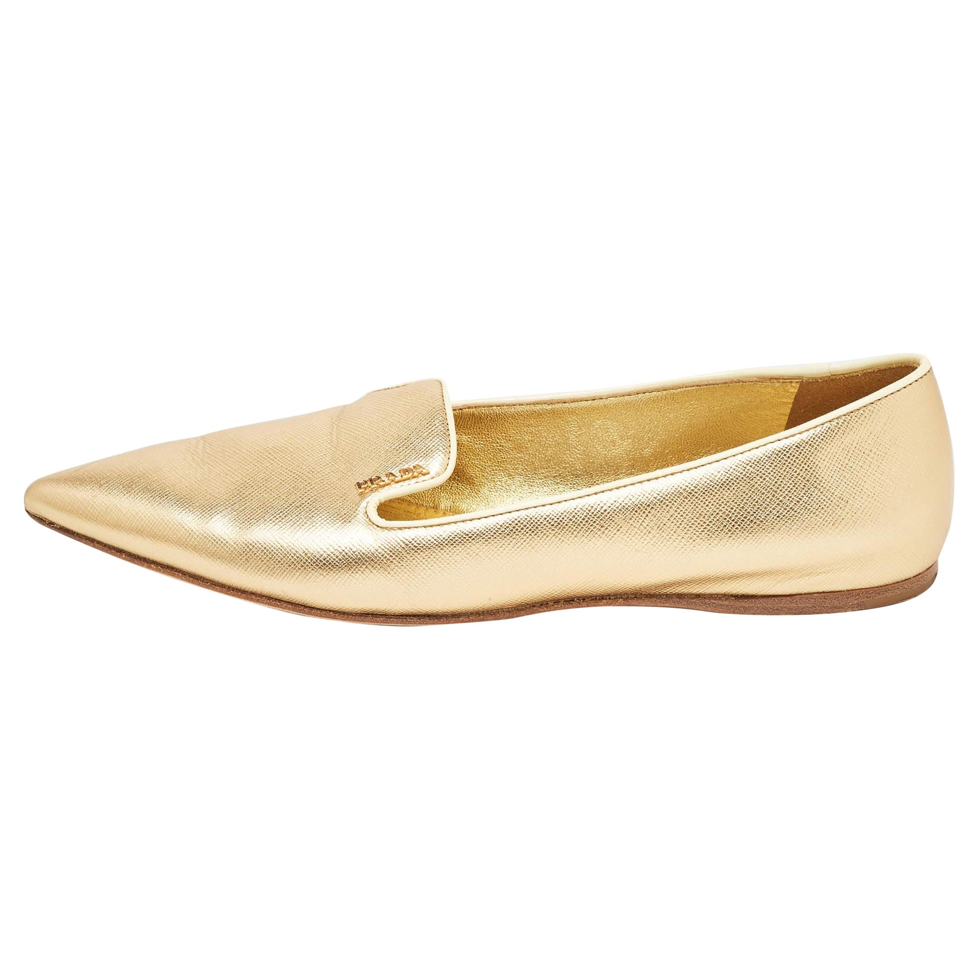 Prada Gold Saffiano Leather Pointed Toe Ballet Flats Size 38 For Sale