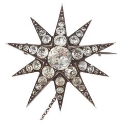 Large mid Victorian silver and paste star brooch with original saftey chain 4
