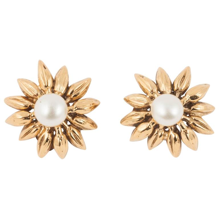 Classic Chanel gilt and pearl sunflower earrings, 1950s For Sale at ...